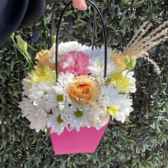 Композиция в коробке «Весеннее пробуждение»  в Белогорске