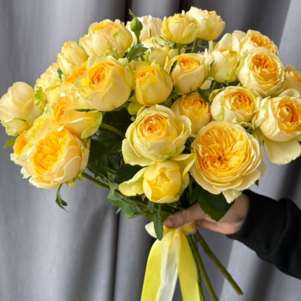 Букет 7 желтых роз в Белогорске
