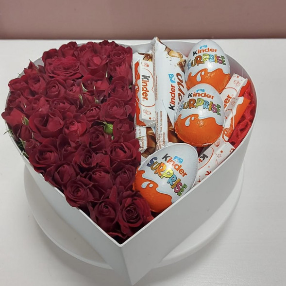 Композиция в коробке «Сладкая любовь» в Белогорске