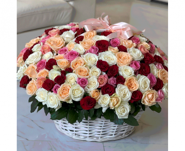 201 роза в корзине в Белогорске